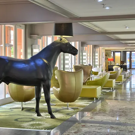 Crowne Plaza Toulouse, An Ihg Hotel